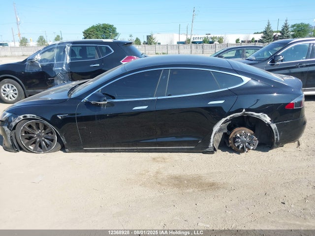 5YJSA1E28JF294109 Tesla 2018