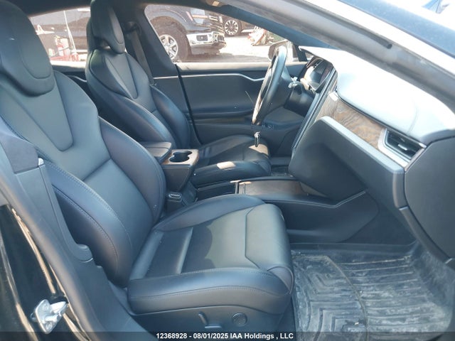 5YJSA1E28JF294109 Tesla 2018