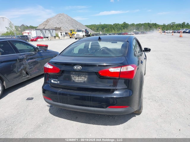 KIA 2014 2014 KNAFK4A66E5187153 Image 16