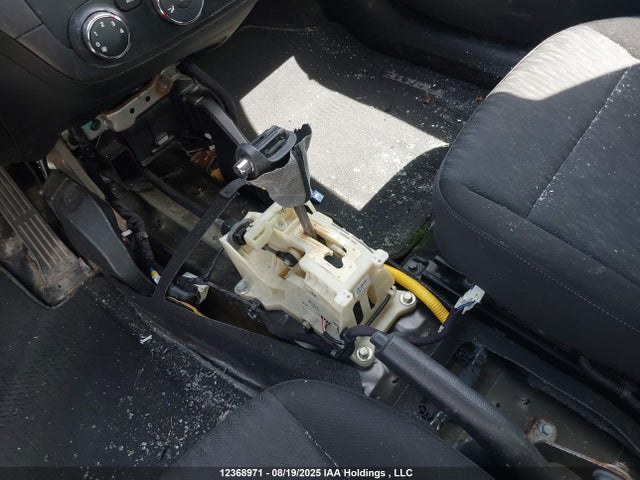 KIA 2014 2014 KNAFK4A66E5187153 Image 18