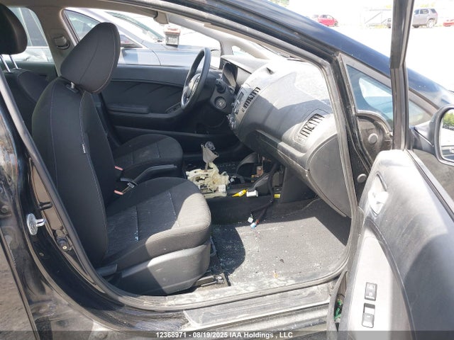 KIA 2014 2014 KNAFK4A66E5187153 Image 5