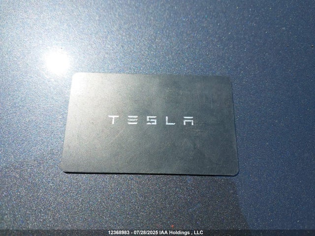 7SAYGDED2RF990104 Tesla Model Y