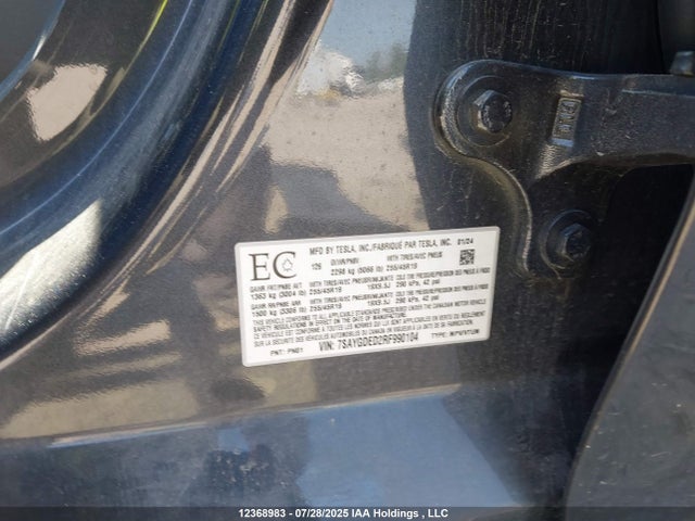 7SAYGDED2RF990104 Tesla Model Y