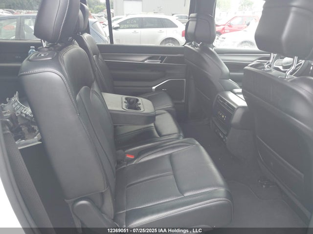 1C4SJVBP5RS113117 Jeep Wagoneer