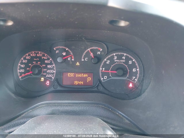 RAM 2015 2015 ZFBERFDTXF6957117 Image 7