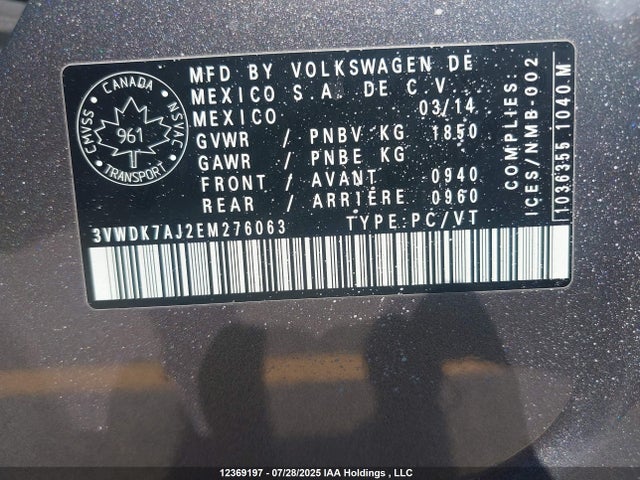 3VWDK7AJ2EM276063 Volkswagen Jetta