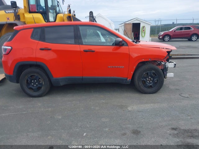 Jeep 2020 2020 3C4NJCAB5LT136040 Image 14