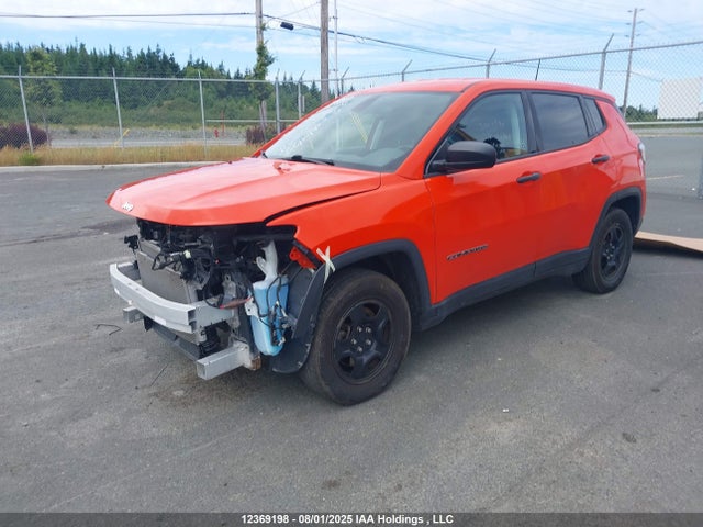 Jeep 2020 2020 3C4NJCAB5LT136040 Image 2