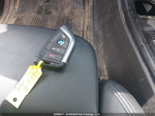 WBXHT3C3XJ5L30222 BMW X1