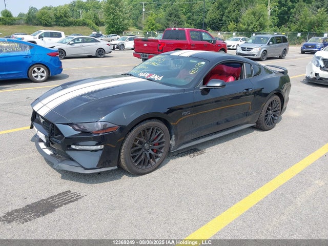 Ford 5.0l 4v premium fuel 2018 1FA6P8CF5J5168800 Image 2