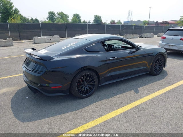Ford 5.0l 4v premium fuel 2018 1FA6P8CF5J5168800 Image 4
