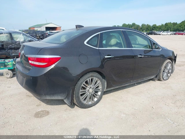 1G4PS5SKXF4153227 Buick lea