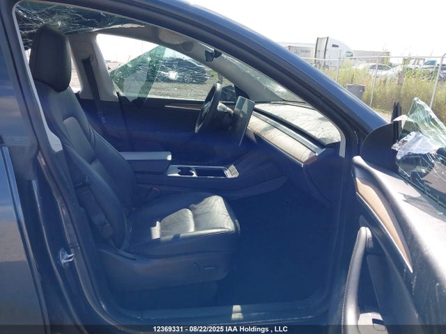 7SAYGDEF3PF586369 Tesla Model Y