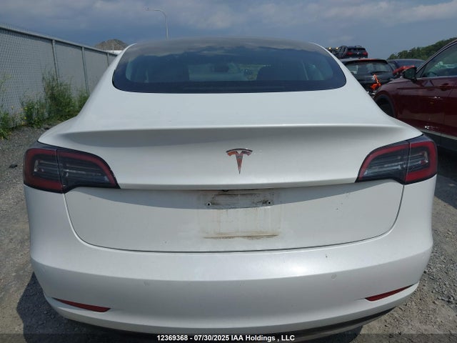 Tesla 2021 2021 5YJ3E1EA8MF988755 Image 17