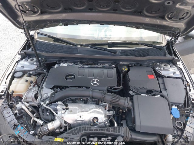 WDD3G4FB2LW040905 Mercedes-Benz m260
