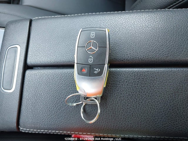 WDD3G4FB2LW040905 Mercedes-Benz m260
