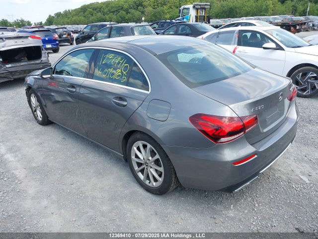 WDD3G4FB2LW040905 Mercedes-Benz m260
