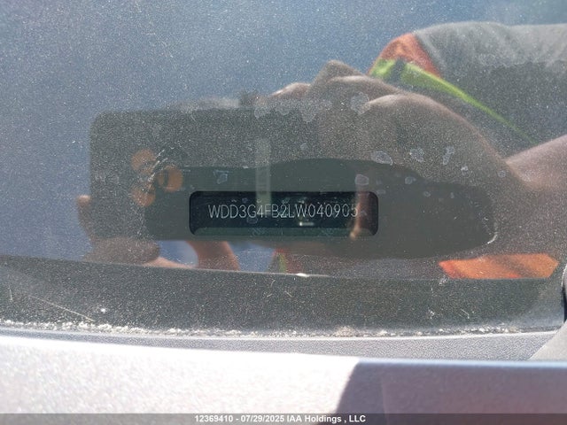 WDD3G4FB2LW040905 Mercedes-Benz m260