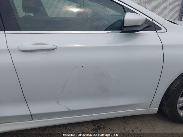 Chrysler 2015 2015 1C3CCCAB6FN678919 Image 18