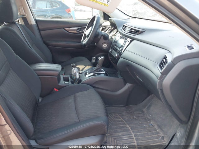 5N1AT2MT5HC891856 Nissan Rogue