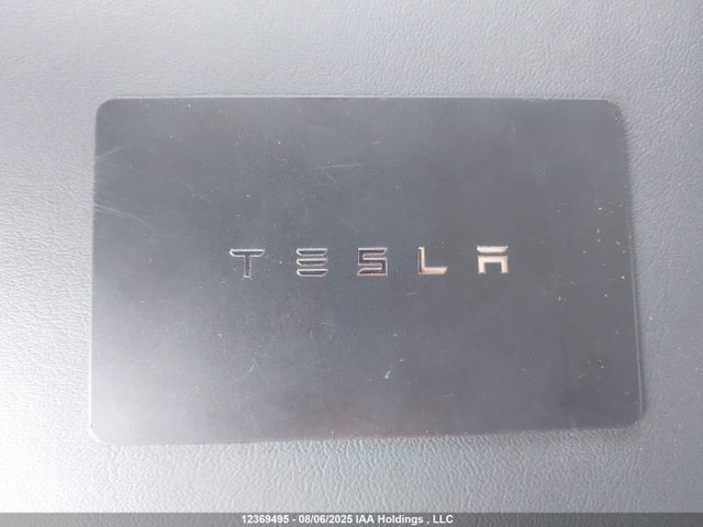 5YJ3E1EA9KF423248 Tesla 2019