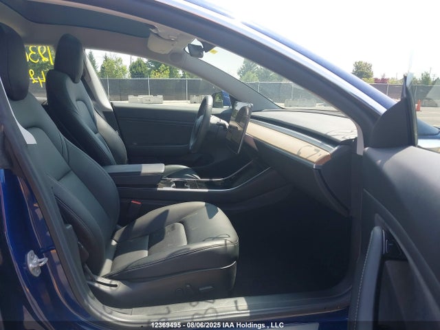 5YJ3E1EA9KF423248 Tesla 2019