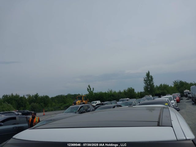 SALGV2EF7GA302746 Land Rover s/c lev2 ulev