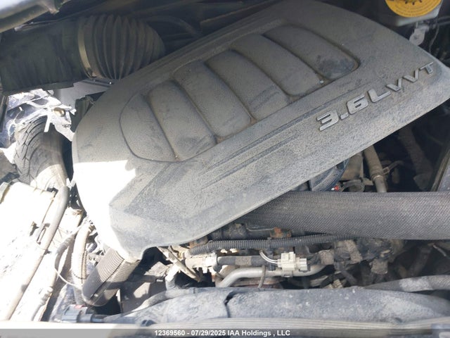 2C4RC1CG8FR705866 Chrysler Town and Country