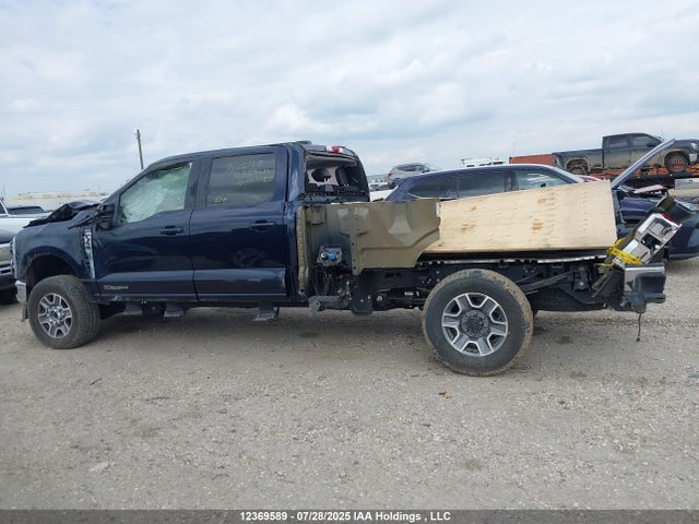 1FT8W3BT1SEC38374 Ford F-350