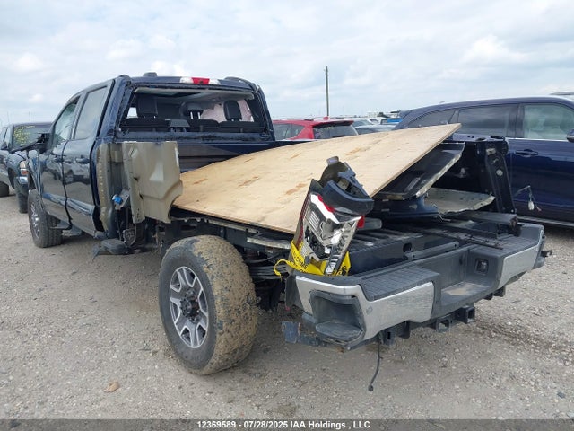 1FT8W3BT1SEC38374 Ford F-350
