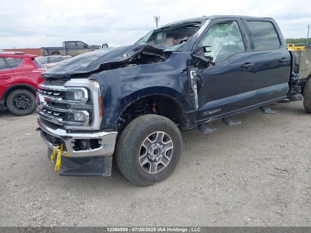 1FT8W3BT1SEC38374 Ford F-350