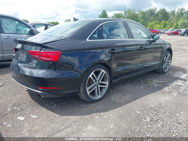 WAUE8GFF1J1051700 Audi 2018