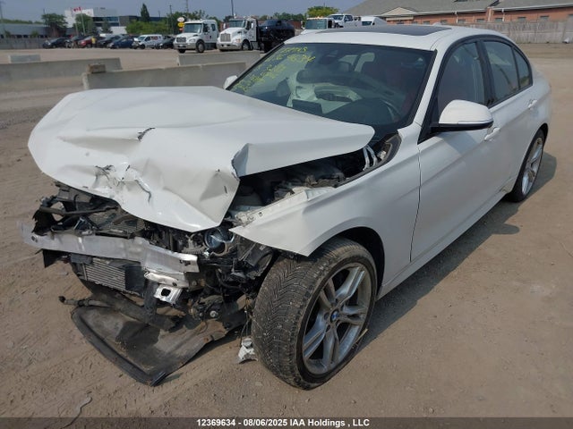 BMW 2015 2015 WBA3B3G57FNT68887 Image 2