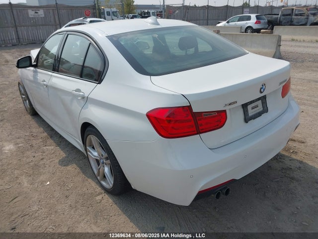 BMW 2015 2015 WBA3B3G57FNT68887 Image 3