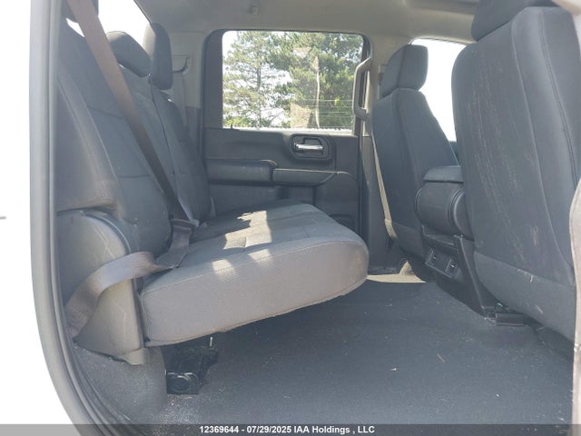 Chevrolet l8t 2023 2GC4YME7XP1721240 Image 8