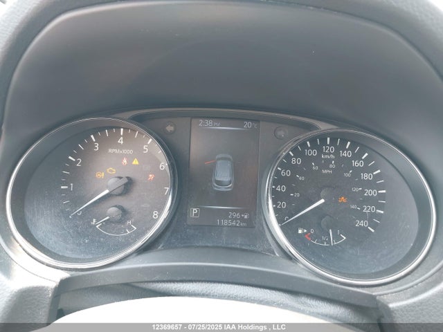 JN1BJ1CR3JW287700 Nissan 2018