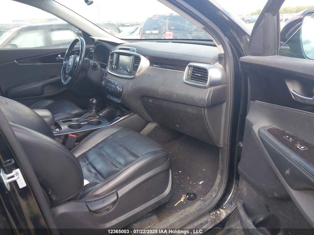 5XYPHDA1XHG325282 KIA Sorento
