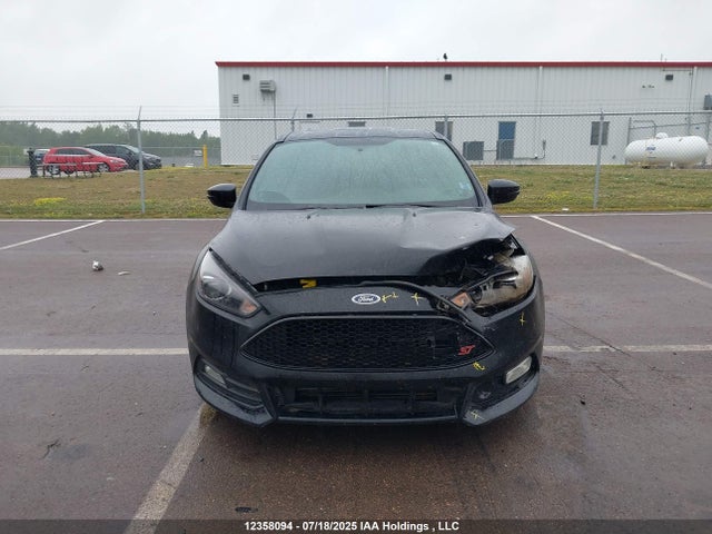 Ford Focus 2016 1FADP3L95GL303525 Image 12