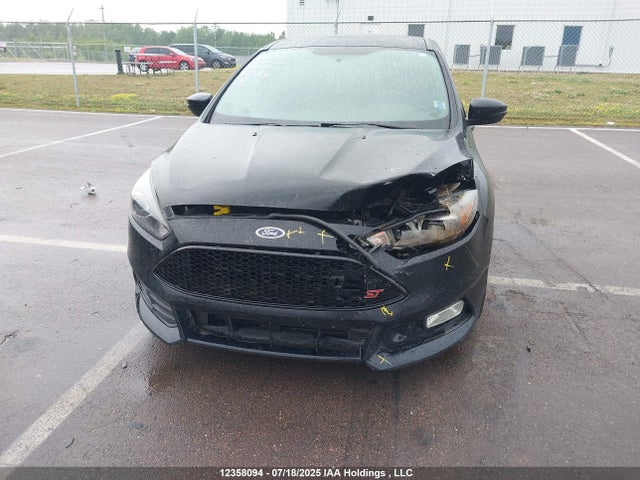 Ford Focus 2016 1FADP3L95GL303525 Image 6