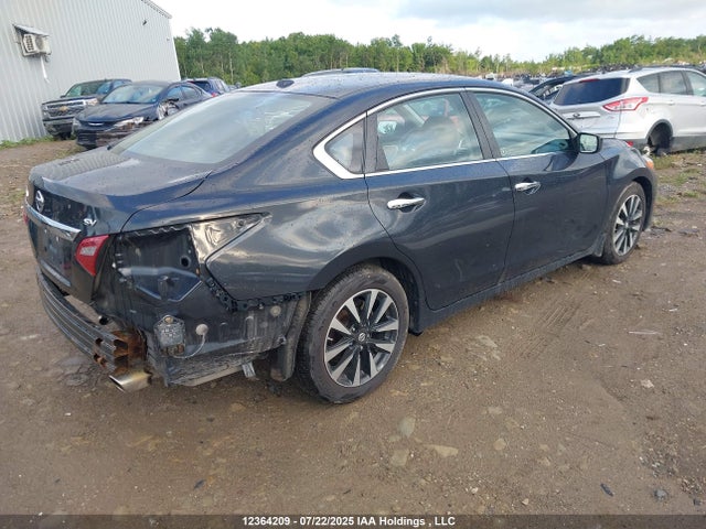 1N4AL3AP9JC277647 Nissan 2018