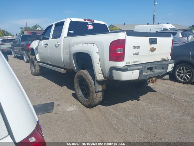 1GC1KXC89EF180155 Chevrolet lml