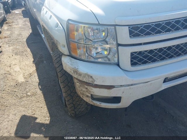 1GC1KXC89EF180155 Chevrolet lml