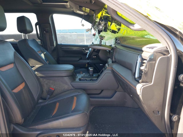 1GTUUEE84PZ130080 GMC lz0