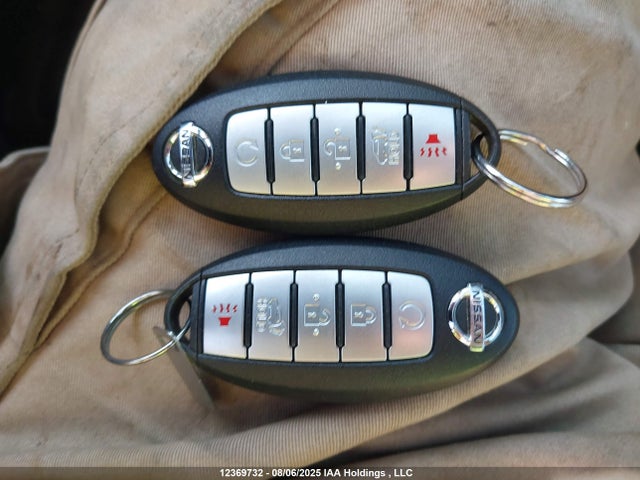 JN8AT2MVXJW350428 Nissan 2018