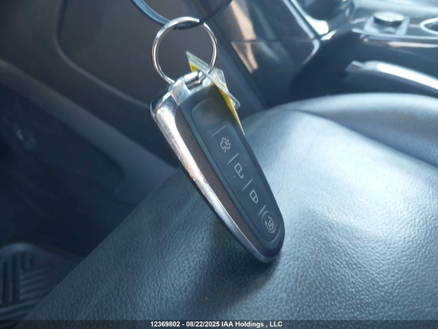 1FMCU9J92FUA00484 Ford Escape