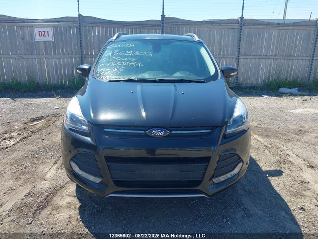 1FMCU9J92FUA00484 Ford Escape