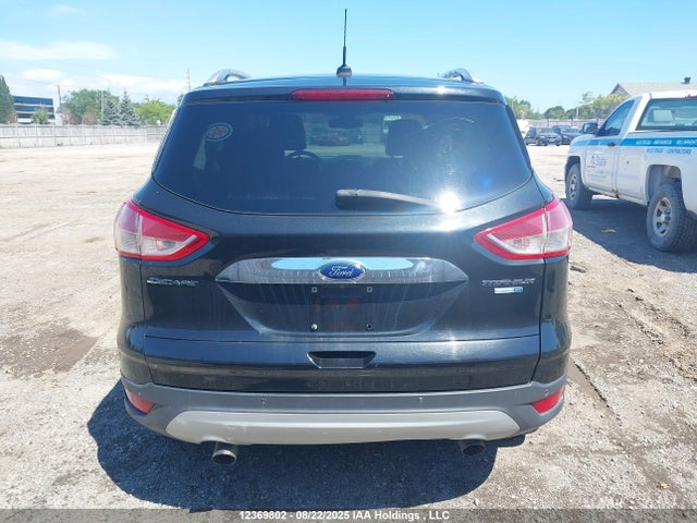 1FMCU9J92FUA00484 Ford Escape