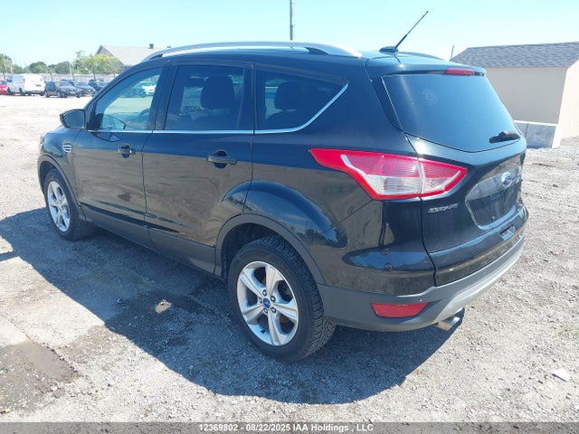 1FMCU9J92FUA00484 Ford Escape