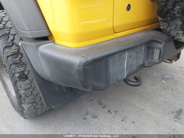 1C4HJXDG5KW629687 Jeep Wrangler