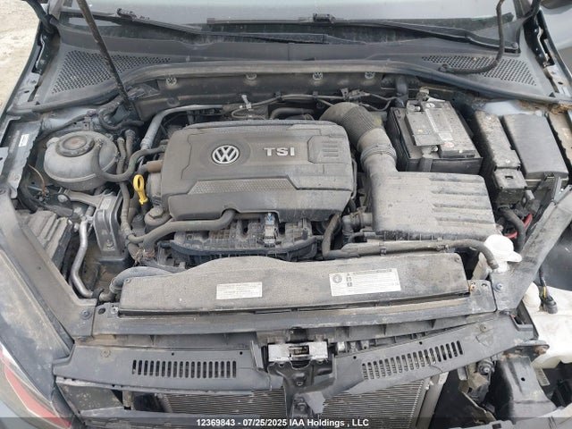 3VW5T7AU8LM011267 Volkswagen Golf GTI